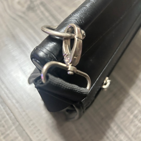 Mcklein 15" Black Leather Men's Halsted iefcase With Multiple Compartments - Picture 7 of 13